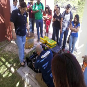 Como parte de las actividades se hizo la revisión de los sistemas: comunicación, alimentación, respuesta de motores, cámara y sistemas mecatronicos diversos, antes de la inmersión.